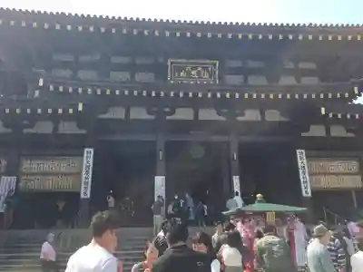 川崎大師（平間寺）の本殿・本堂