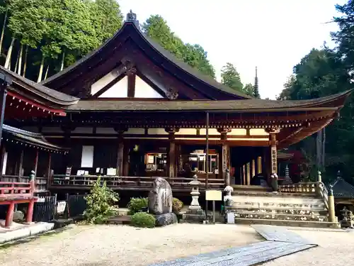 長命寺の本殿