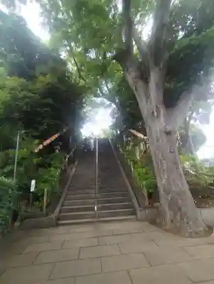 検見川神社の{uncategorized: "未分類", other: "その他", undefined: "問題あり", building: "その他建物", grave: "お墓", sacred_gate: "鳥居", guardian: "狛犬", statue: "像", buddha: "仏像", history: "歴史", nature: "自然", garden: "庭園", animal: "動物", pagoda: "塔", temizu: "手水舎", mountain_gate: "山門・神門", sanctuary: "本殿・本堂", subordinate: "末社・摂社", art: "芸術", scenery: "景色", jizo: "地蔵", ema: "絵馬", goshuin: "御朱印", omikuji: "おみくじ", items: "授与品その他", amulet: "お守り", goshuincho: "御朱印帳", eats: "食事", festival: "お祭り", votive_dance: "神楽", shichigosan: "七五三参", wedding: "結婚式", experience: "体験その他", initially: "初詣", around: "周辺", anti_infection: "感染症対策"}