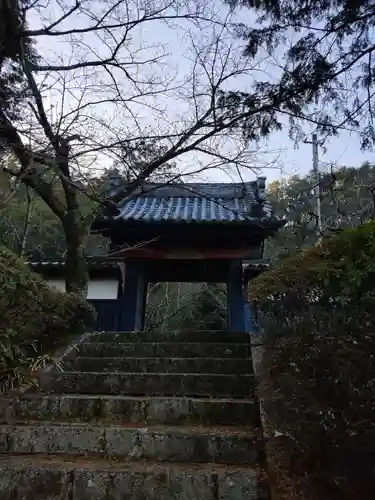 最勝王寺の山門