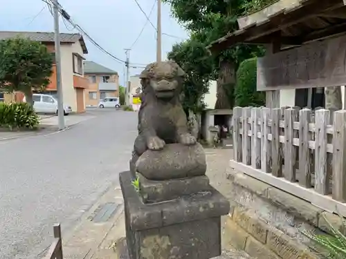 神明神社の狛犬