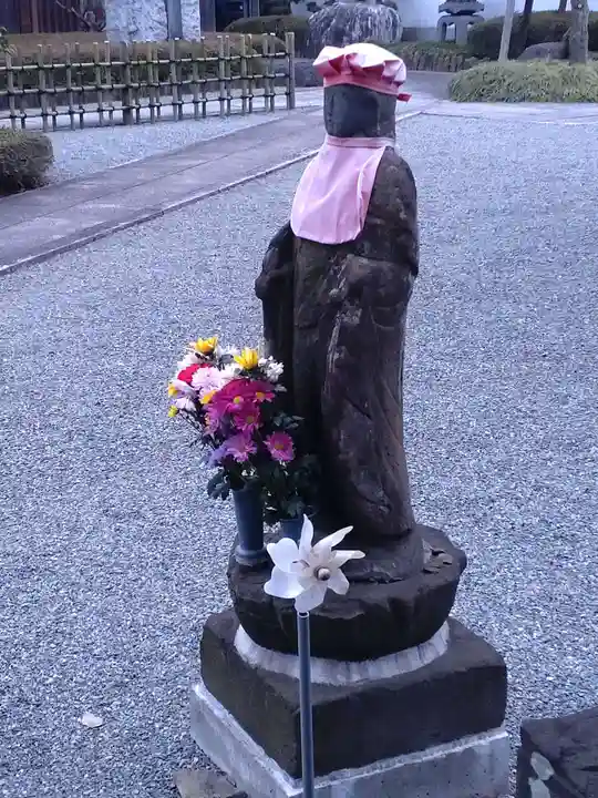 伝重寺の地蔵