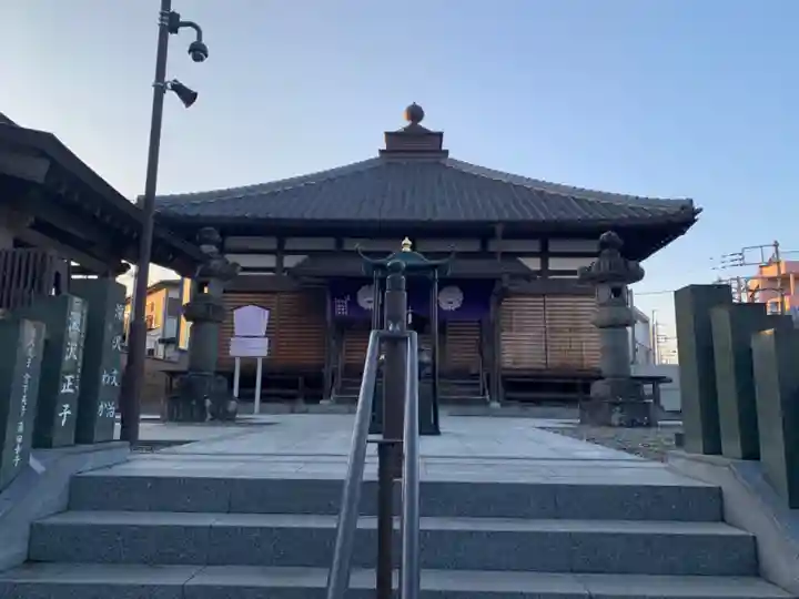 成田山 薬師堂(旧本堂)の本殿・本堂