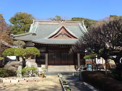 東泉寺の本殿・本堂
