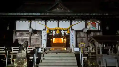 闘鶏神社の本殿・本堂