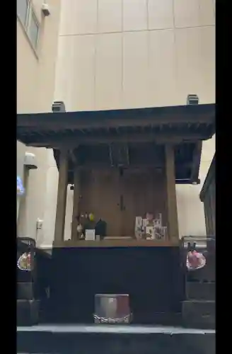 花房稲荷神社の{uncategorized: "未分類", other: "その他", undefined: "問題あり", building: "その他建物", grave: "お墓", sacred_gate: "鳥居", guardian: "狛犬", statue: "像", buddha: "仏像", history: "歴史", nature: "自然", garden: "庭園", animal: "動物", pagoda: "塔", temizu: "手水舎", mountain_gate: "山門・神門", sanctuary: "本殿・本堂", subordinate: "末社・摂社", art: "芸術", scenery: "景色", jizo: "地蔵", ema: "絵馬", goshuin: "御朱印", omikuji: "おみくじ", items: "授与品その他", amulet: "お守り", goshuincho: "御朱印帳", eats: "食事", festival: "お祭り", votive_dance: "神楽", shichigosan: "七五三参", wedding: "結婚式", experience: "体験その他", initially: "初詣", around: "周辺", anti_infection: "感染症対策"}