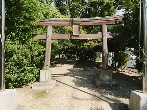 八劔社の鳥居