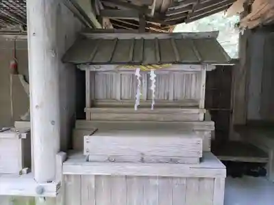 吉野水分神社(吉野町)の末社・摂社