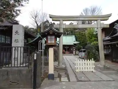 高円寺天祖神社の鳥居