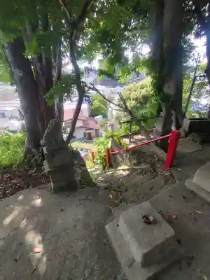 西森稲荷大明神の{uncategorized: "未分類", other: "その他", undefined: "問題あり", building: "その他建物", grave: "お墓", sacred_gate: "鳥居", guardian: "狛犬", statue: "像", buddha: "仏像", history: "歴史", nature: "自然", garden: "庭園", animal: "動物", pagoda: "塔", temizu: "手水舎", mountain_gate: "山門・神門", sanctuary: "本殿・本堂", subordinate: "末社・摂社", art: "芸術", scenery: "景色", jizo: "地蔵", ema: "絵馬", goshuin: "御朱印", omikuji: "おみくじ", items: "授与品その他", amulet: "お守り", goshuincho: "御朱印帳", eats: "食事", festival: "お祭り", votive_dance: "神楽", shichigosan: "七五三参", wedding: "結婚式", experience: "体験その他", initially: "初詣", around: "周辺", anti_infection: "感染症対策"}