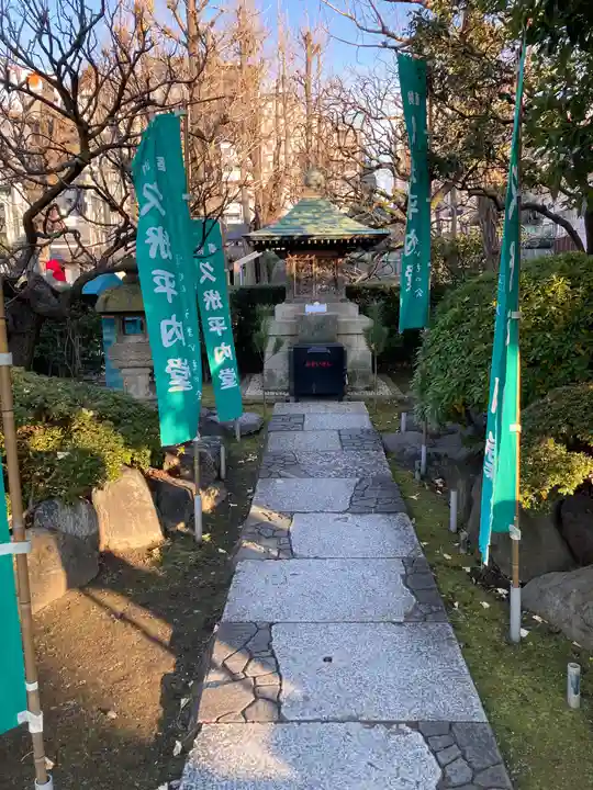 浅草寺の山門・神門