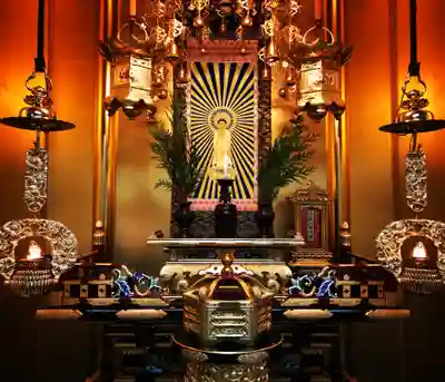 信行寺の本殿・本堂