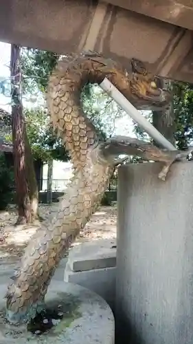 川曲神社（子生和町）の手水舎
