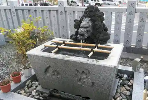 浅草富士浅間神社の手水舎