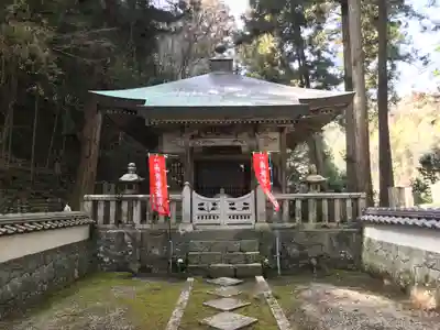 誕生寺のその他建物