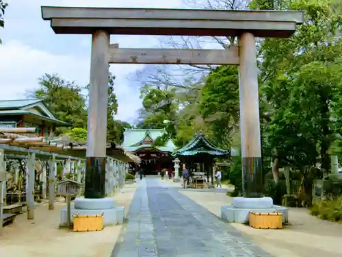 越ヶ谷久伊豆神社の鳥居