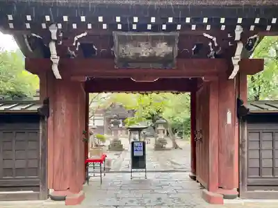 深大寺の山門・神門