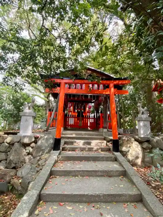 御霊神社(上御霊神社)の末社・摂社