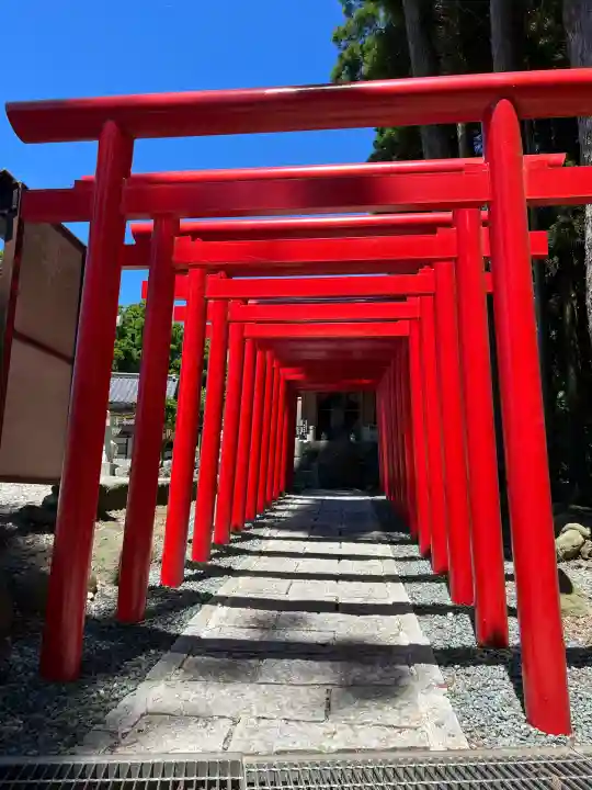 阿蘇白水龍神權現~白蛇神社~(熊本県)