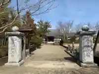 新興寺の山門・神門