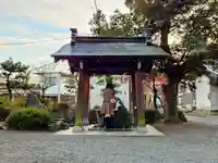 山梨岡神社の手水舎