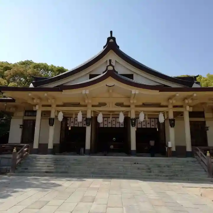湊川神社の本殿・本堂