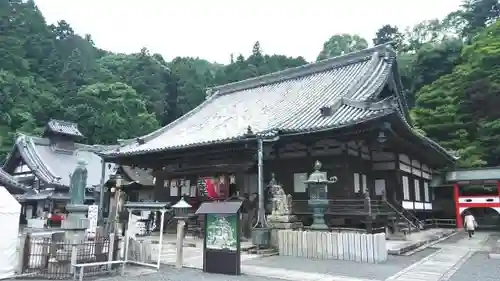 柳谷観音　楊谷寺の本殿・本堂