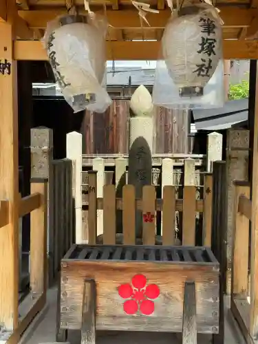 七尾神社の{uncategorized: "未分類", other: "その他", undefined: "問題あり", building: "その他建物", grave: "お墓", sacred_gate: "鳥居", guardian: "狛犬", statue: "像", buddha: "仏像", history: "歴史", nature: "自然", garden: "庭園", animal: "動物", pagoda: "塔", temizu: "手水舎", mountain_gate: "山門・神門", sanctuary: "本殿・本堂", subordinate: "末社・摂社", art: "芸術", scenery: "景色", jizo: "地蔵", ema: "絵馬", goshuin: "御朱印", omikuji: "おみくじ", items: "授与品その他", amulet: "お守り", goshuincho: "御朱印帳", eats: "食事", festival: "お祭り", votive_dance: "神楽", shichigosan: "七五三参", wedding: "結婚式", experience: "体験その他", initially: "初詣", around: "周辺", anti_infection: "感染症対策"}