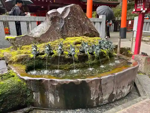箱根神社の{uncategorized: "未分類", other: "その他", undefined: "問題あり", building: "その他建物", grave: "お墓", sacred_gate: "鳥居", guardian: "狛犬", statue: "像", buddha: "仏像", history: "歴史", nature: "自然", garden: "庭園", animal: "動物", pagoda: "塔", temizu: "手水舎", mountain_gate: "山門・神門", sanctuary: "本殿・本堂", subordinate: "末社・摂社", art: "芸術", scenery: "景色", jizo: "地蔵", ema: "絵馬", goshuin: "御朱印", omikuji: "おみくじ", items: "授与品その他", amulet: "お守り", goshuincho: "御朱印帳", eats: "食事", festival: "お祭り", votive_dance: "神楽", shichigosan: "七五三参", wedding: "結婚式", experience: "体験その他", initially: "初詣", around: "周辺", anti_infection: "感染症対策"}