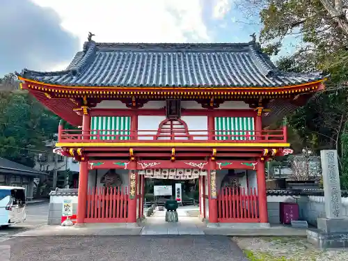 極楽寺の山門