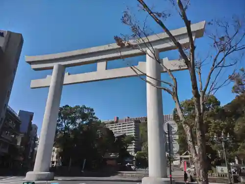 照國神社の鳥居