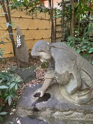 駒木諏訪神社の像