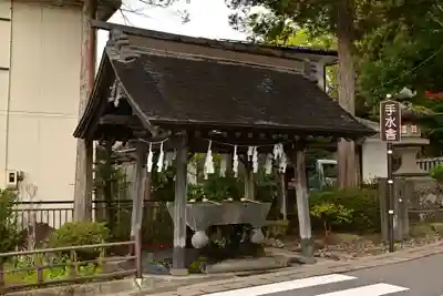 諏訪大社下社春宮(長野県)