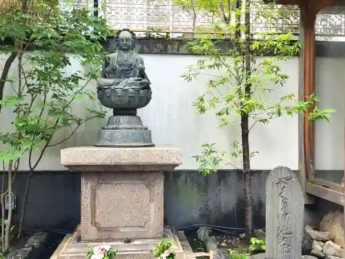 榧寺の地蔵