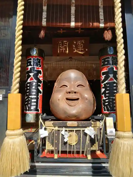 鷲神社の{uncategorized: "未分類", other: "その他", undefined: "問題あり", building: "その他建物", grave: "お墓", sacred_gate: "鳥居", guardian: "狛犬", statue: "像", buddha: "仏像", history: "歴史", nature: "自然", garden: "庭園", animal: "動物", pagoda: "塔", temizu: "手水舎", mountain_gate: "山門・神門", sanctuary: "本殿・本堂", subordinate: "末社・摂社", art: "芸術", scenery: "景色", jizo: "地蔵", ema: "絵馬", goshuin: "御朱印", omikuji: "おみくじ", items: "授与品その他", amulet: "お守り", goshuincho: "御朱印帳", eats: "食事", festival: "お祭り", votive_dance: "神楽", shichigosan: "七五三参", wedding: "結婚式", experience: "体験その他", initially: "初詣", around: "周辺", anti_infection: "感染症対策"}