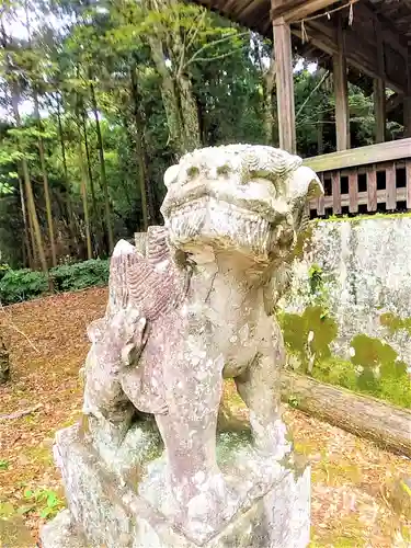 潮見神社の狛犬