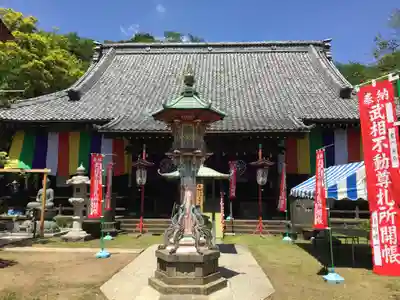 金蔵寺の本殿・本堂