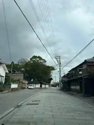 魚吹八幡神社の周辺