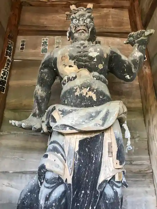 福生寺の像