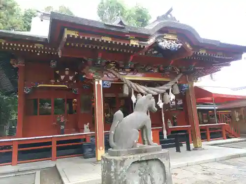 冠稲荷神社の本殿