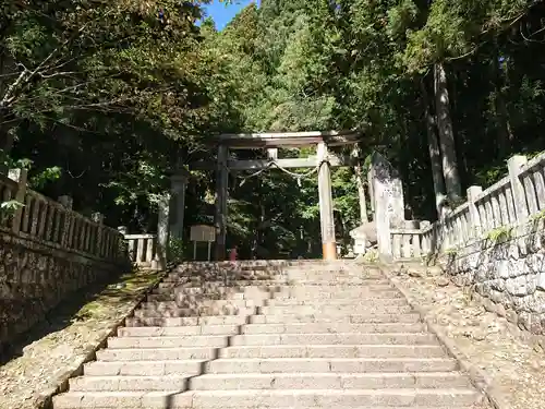 戸隠神社宝光社の鳥居