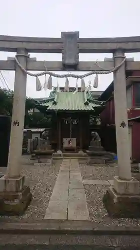 生麦水神宮の鳥居