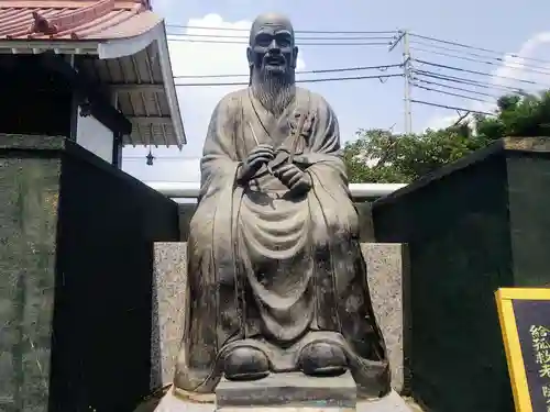 雲竜寺の像