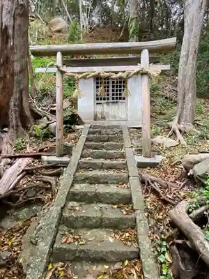 八幡神社の本殿・本堂