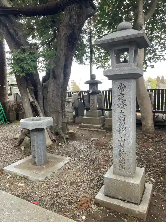 咤枳尼天堂 (出世稲荷)の{uncategorized: "未分類", other: "その他", undefined: "問題あり", building: "その他建物", grave: "お墓", sacred_gate: "鳥居", guardian: "狛犬", statue: "像", buddha: "仏像", history: "歴史", nature: "自然", garden: "庭園", animal: "動物", pagoda: "塔", temizu: "手水舎", mountain_gate: "山門・神門", sanctuary: "本殿・本堂", subordinate: "末社・摂社", art: "芸術", scenery: "景色", jizo: "地蔵", ema: "絵馬", goshuin: "御朱印", omikuji: "おみくじ", items: "授与品その他", amulet: "お守り", goshuincho: "御朱印帳", eats: "食事", festival: "お祭り", votive_dance: "神楽", shichigosan: "七五三参", wedding: "結婚式", experience: "体験その他", initially: "初詣", around: "周辺", anti_infection: "感染症対策"}