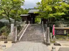 修禅寺の山門