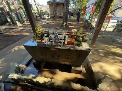 子易神社の{uncategorized: "未分類", other: "その他", undefined: "問題あり", building: "その他建物", grave: "お墓", sacred_gate: "鳥居", guardian: "狛犬", statue: "像", buddha: "仏像", history: "歴史", nature: "自然", garden: "庭園", animal: "動物", pagoda: "塔", temizu: "手水舎", mountain_gate: "山門・神門", sanctuary: "本殿・本堂", subordinate: "末社・摂社", art: "芸術", scenery: "景色", jizo: "地蔵", ema: "絵馬", goshuin: "御朱印", omikuji: "おみくじ", items: "授与品その他", amulet: "お守り", goshuincho: "御朱印帳", eats: "食事", festival: "お祭り", votive_dance: "神楽", shichigosan: "七五三参", wedding: "結婚式", experience: "体験その他", initially: "初詣", around: "周辺", anti_infection: "感染症対策"}