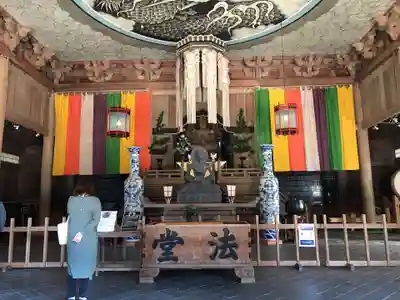 建長寺の本殿・本堂