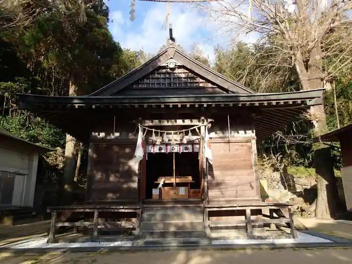 白沙八幡神社の本殿・本堂
