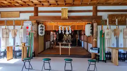 雨龍神社の本殿